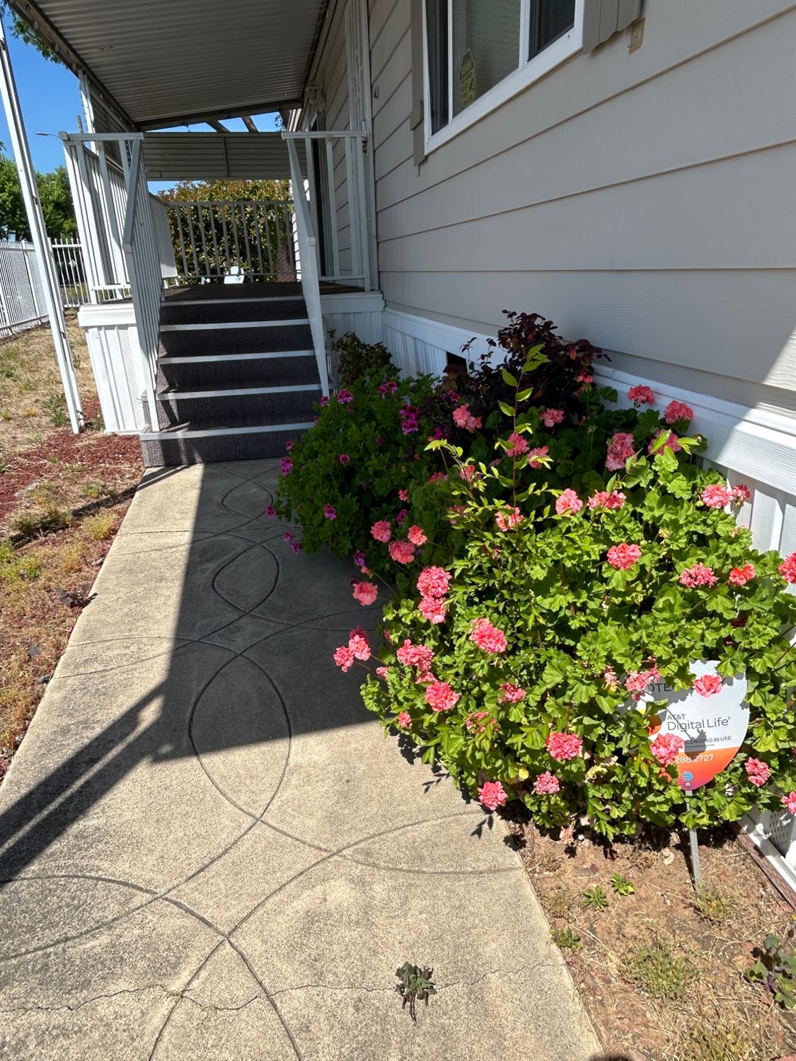Detail Gallery Image 40 of 40 For 6616 Capital Dr 81, Sacramento,  CA 95828 - 2 Beds | 2 Baths