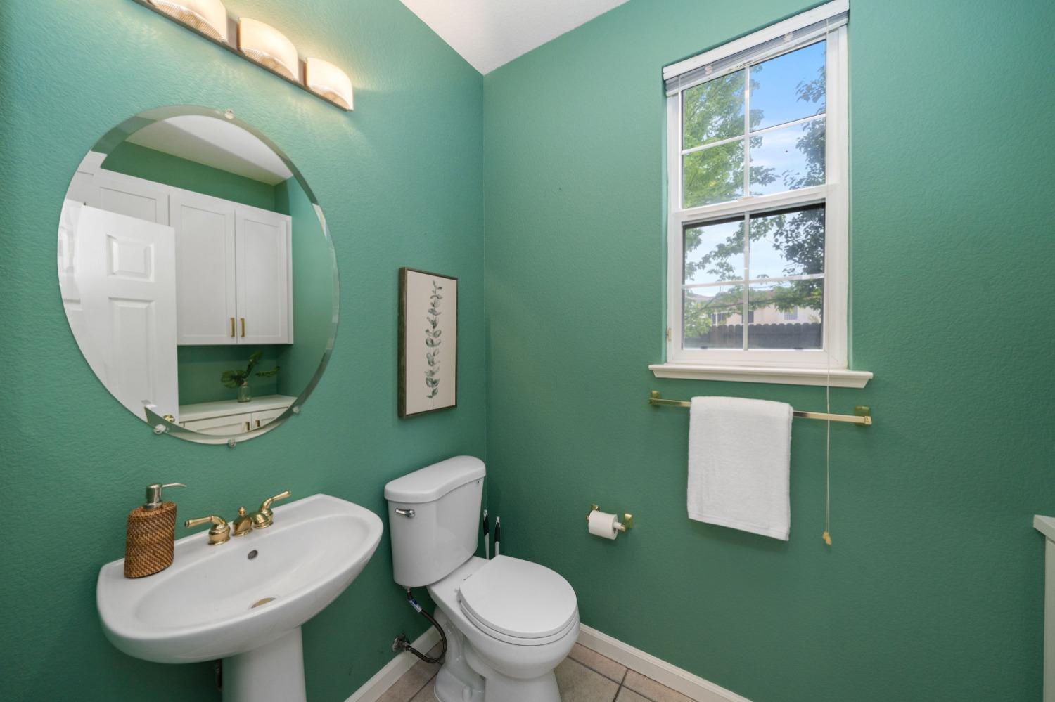 Detail Gallery Image 28 of 44 For 2475 Minden Ct, Sacramento,  CA 95835 - 4 Beds | 2/1 Baths