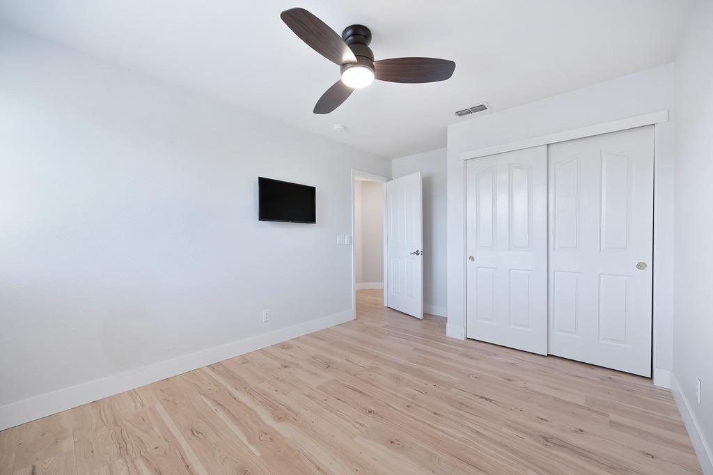Detail Gallery Image 30 of 63 For 2725 Henri Ct, Davis,  CA 95618 - 5 Beds | 2/1 Baths