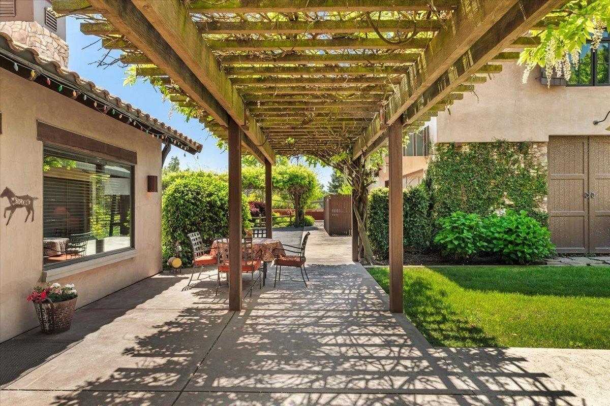 Detail Gallery Image 47 of 95 For 18879 Hidden Lakes Ln, Acampo,  CA 95220 - 3 Beds | 3/2 Baths