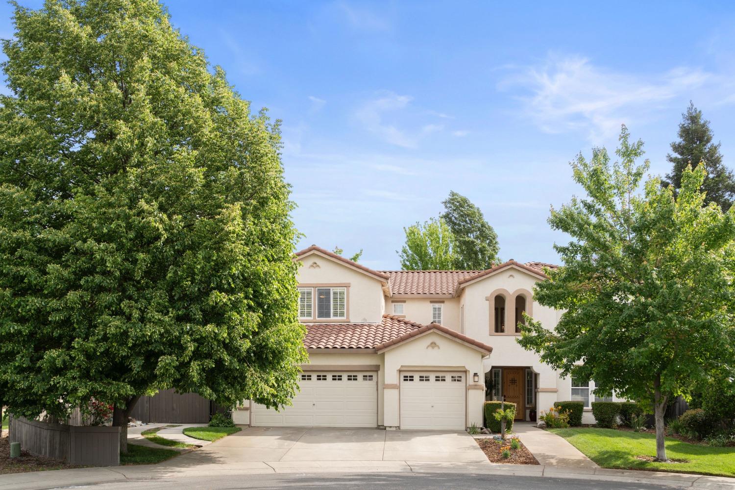 Detail Gallery Image 1 of 44 For 2475 Minden Ct, Sacramento,  CA 95835 - 4 Beds | 2/1 Baths