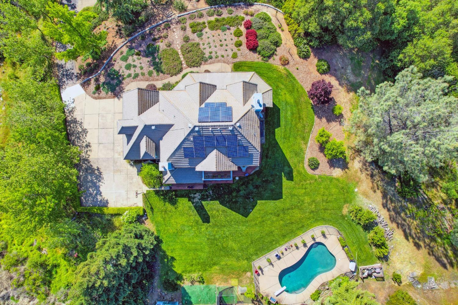 Detail Gallery Image 70 of 81 For 2601 Roundhill Cir, Placerville,  CA 95667 - 4 Beds | 3 Baths