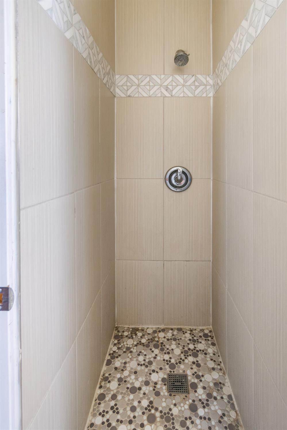 Detail Gallery Image 21 of 41 For 2931 Elm Ave, Merced,  CA 95348 - 3 Beds | 3 Baths