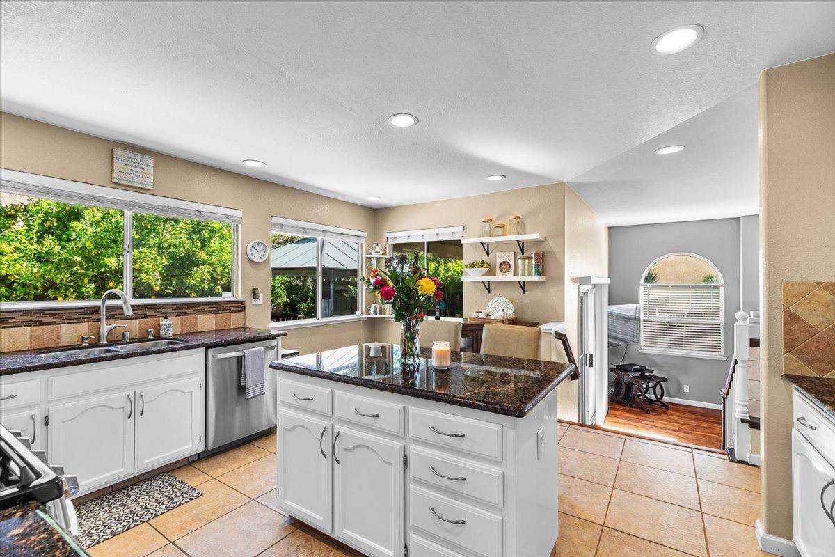 Detail Gallery Image 15 of 59 For 1741 Patton Dr, Modesto,  CA 95356 - 4 Beds | 2/1 Baths