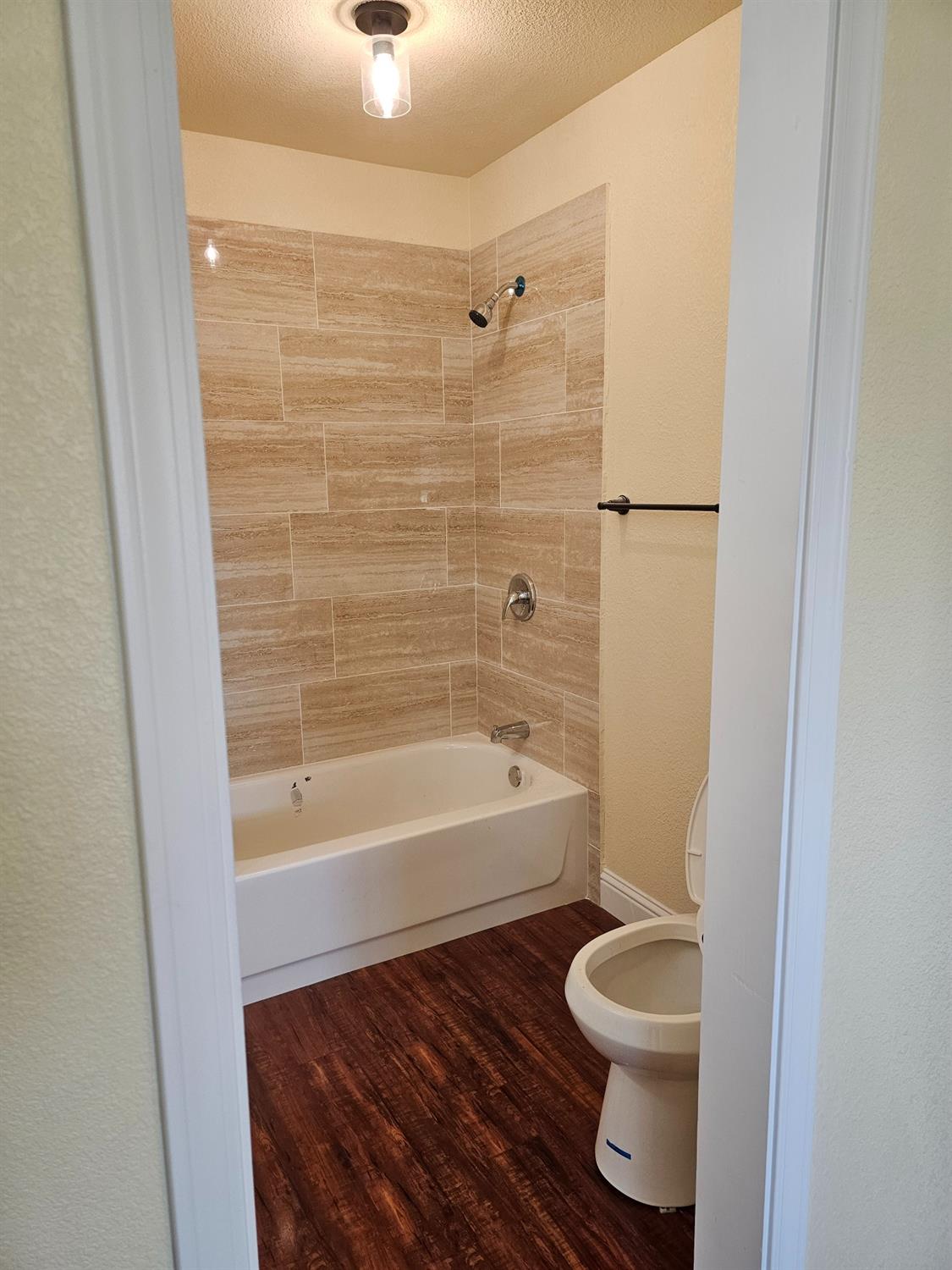 Detail Gallery Image 9 of 21 For 46 Arizona Way, Olivehurst,  CA 95961 - 3 Beds | 2 Baths