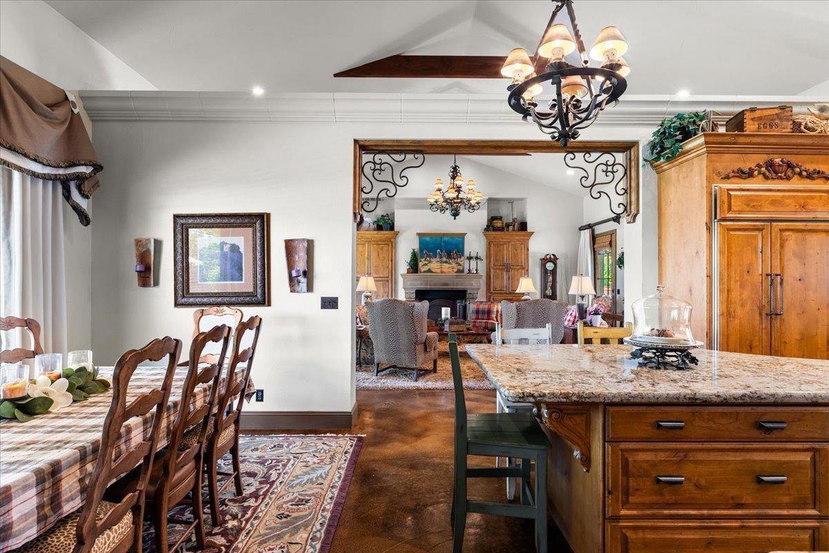 Detail Gallery Image 25 of 95 For 18879 Hidden Lakes Ln, Acampo,  CA 95220 - 3 Beds | 3/2 Baths