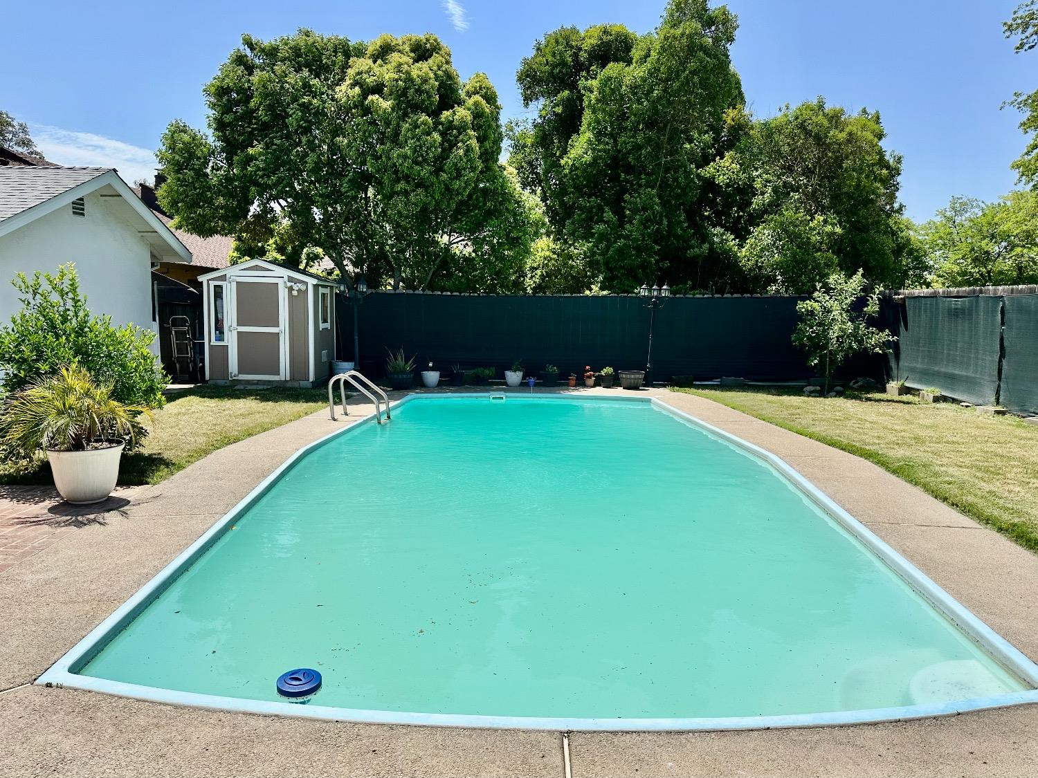 Detail Gallery Image 21 of 24 For 1833 Reisling Dr, Lodi,  CA 95240 - 4 Beds | 2 Baths