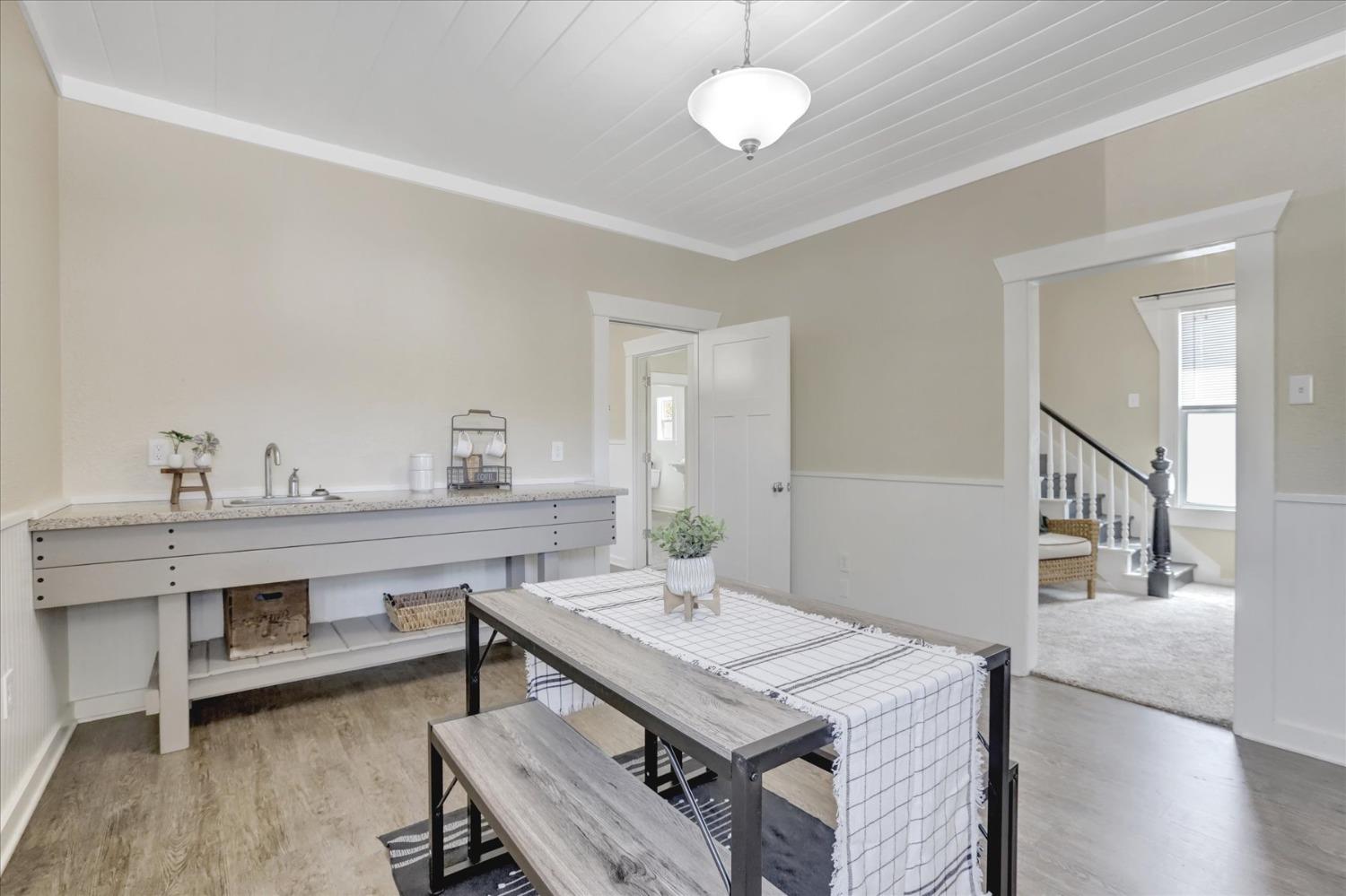 Detail Gallery Image 9 of 81 For 147 South Auburn St, Grass Valley,  CA 95945 - – Beds | – Baths