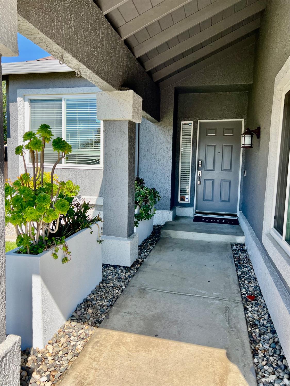 Detail Gallery Image 3 of 49 For 4125 Perry Creek Ct, Antelope,  CA 95843 - 4 Beds | 3 Baths