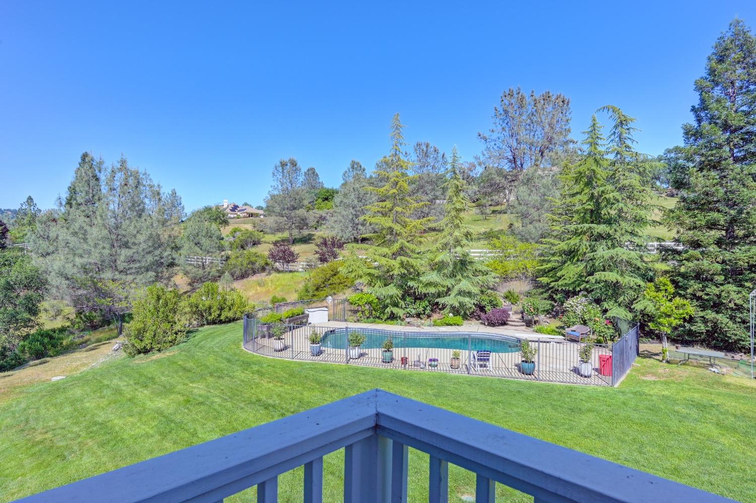 Detail Gallery Image 35 of 81 For 2601 Roundhill Cir, Placerville,  CA 95667 - 4 Beds | 3 Baths