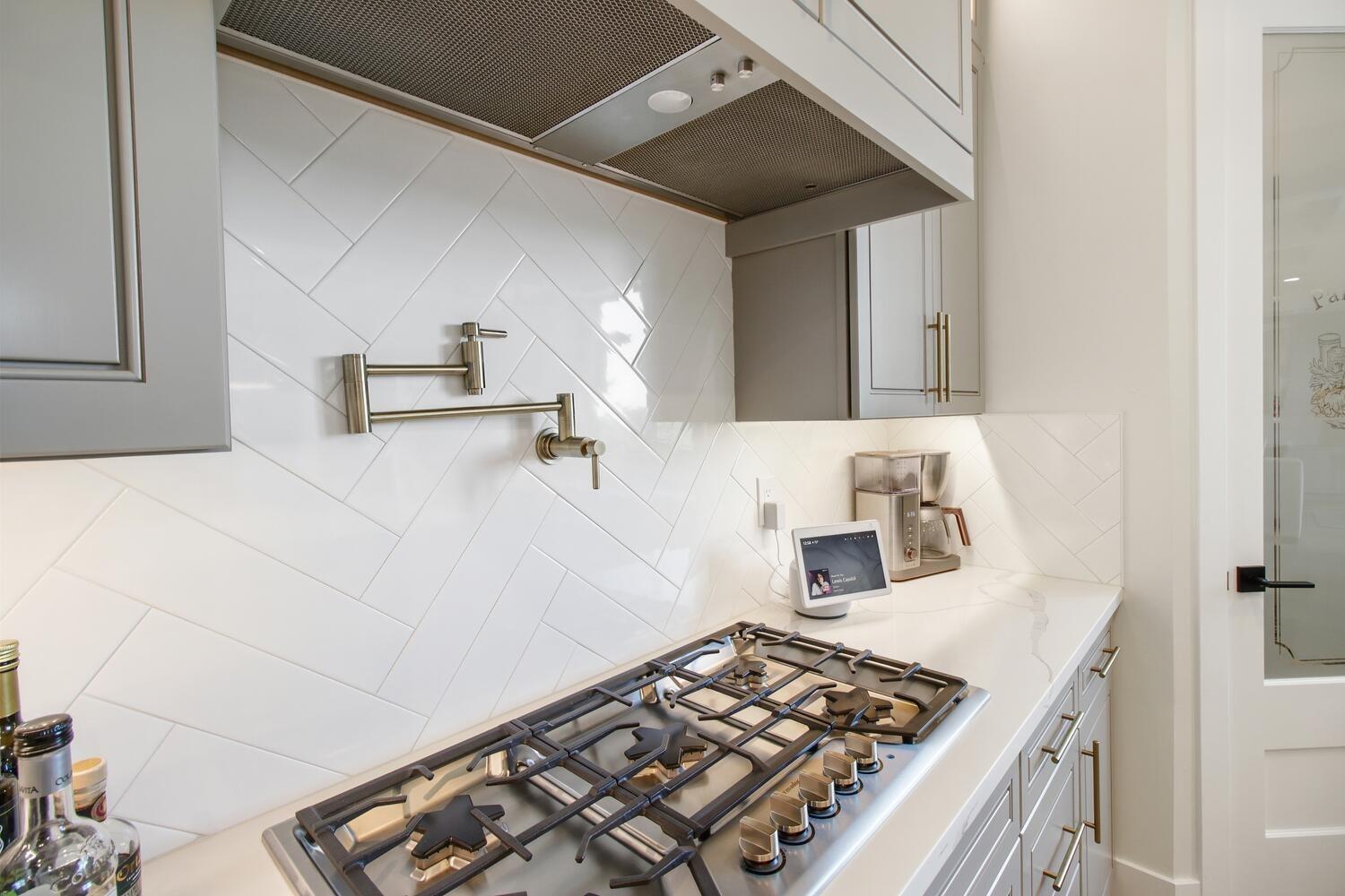 Detail Gallery Image 19 of 73 For 3130 Oakwood Rd, Cameron Park,  CA 95682 - 4 Beds | 4 Baths