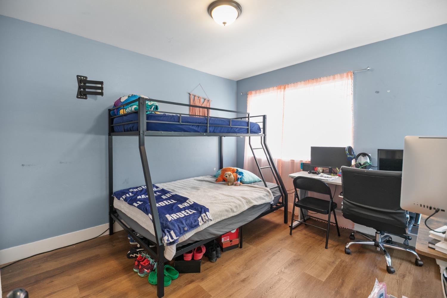 Detail Gallery Image 26 of 30 For 3879 8th Ave, Sacramento,  CA 95817 - 3 Beds | 2/1 Baths
