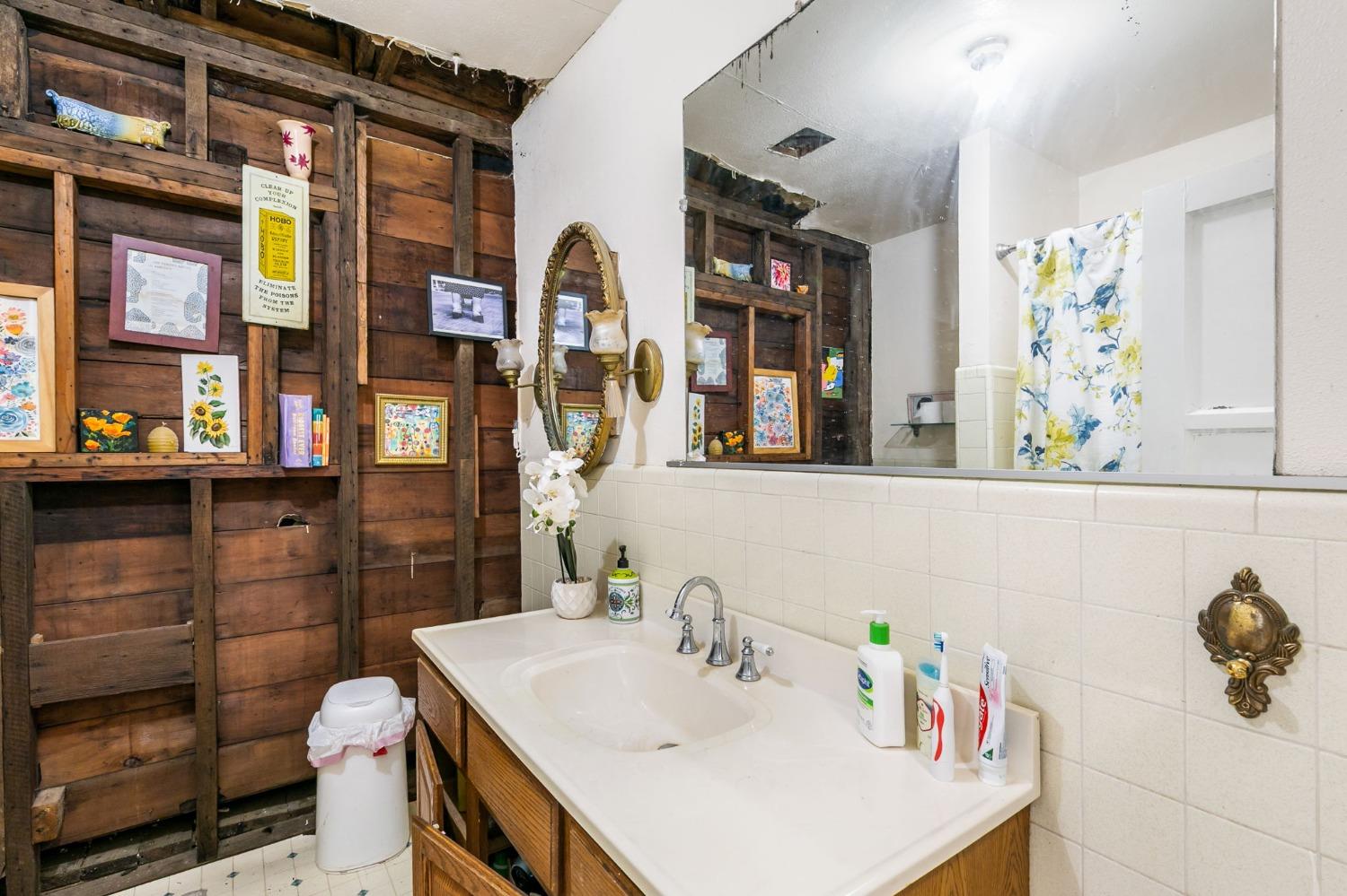 Detail Gallery Image 20 of 58 For 26 Oak Ave, Woodland,  CA 95695 - 4 Beds | 4 Baths