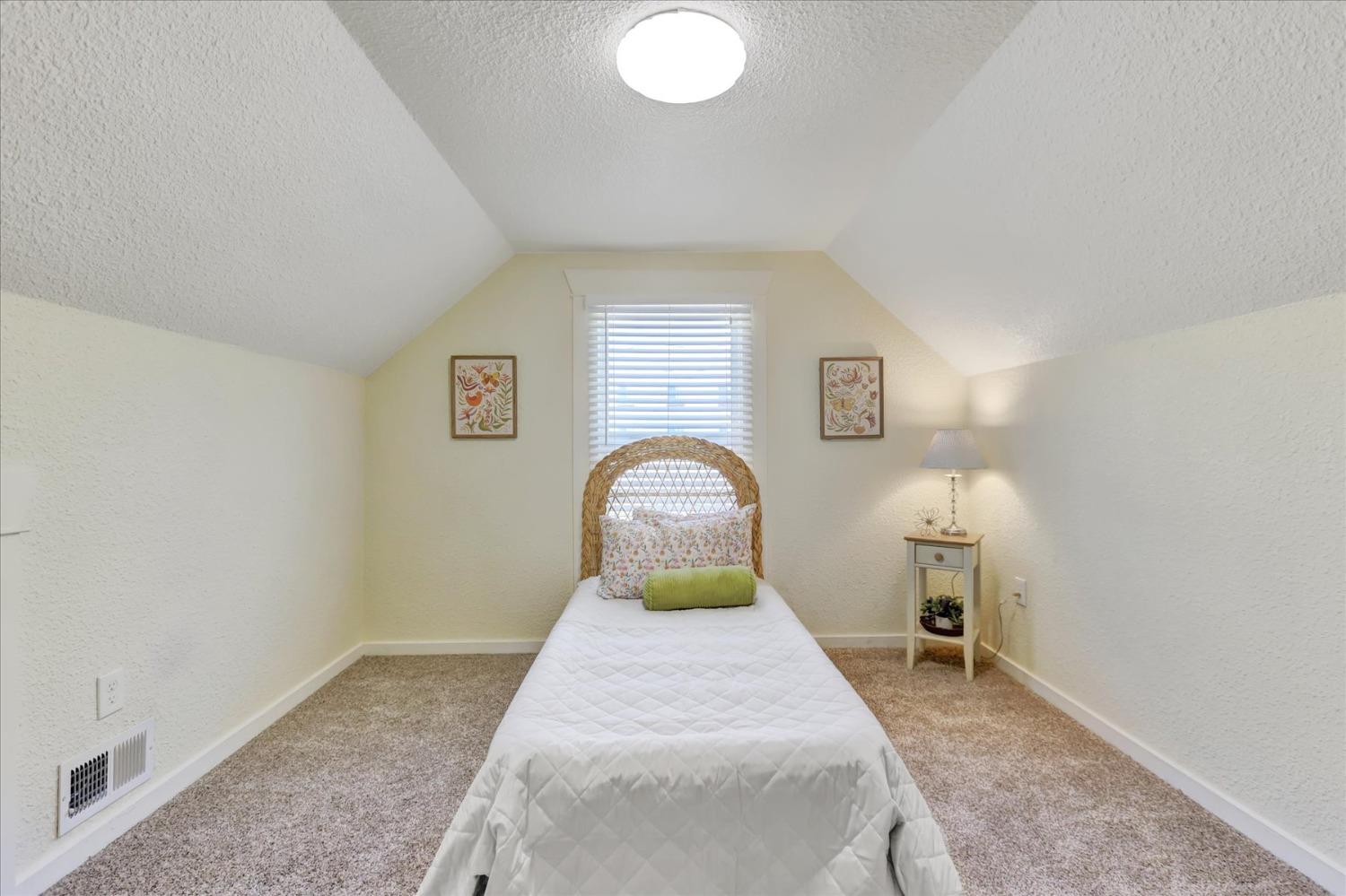 Detail Gallery Image 33 of 81 For 147 South Auburn St, Grass Valley,  CA 95945 - – Beds | – Baths