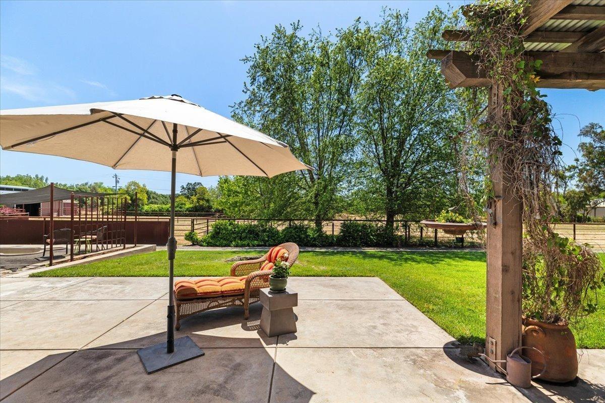 Detail Gallery Image 40 of 95 For 18879 Hidden Lakes Ln, Acampo,  CA 95220 - 3 Beds | 3/2 Baths