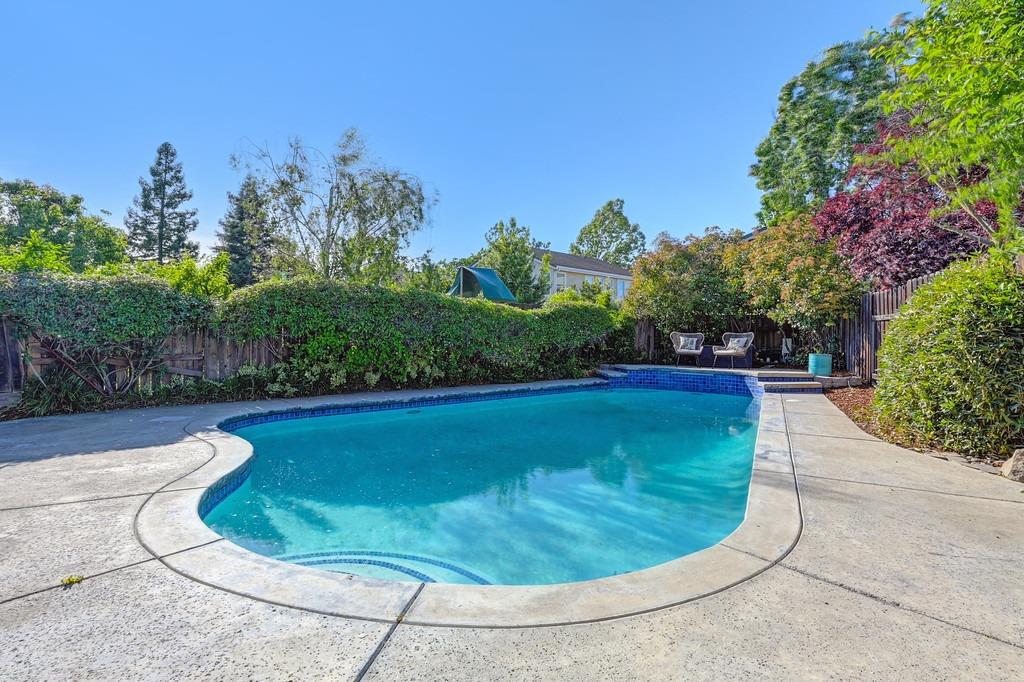 Detail Gallery Image 50 of 63 For 2725 Henri Ct, Davis,  CA 95618 - 5 Beds | 2/1 Baths