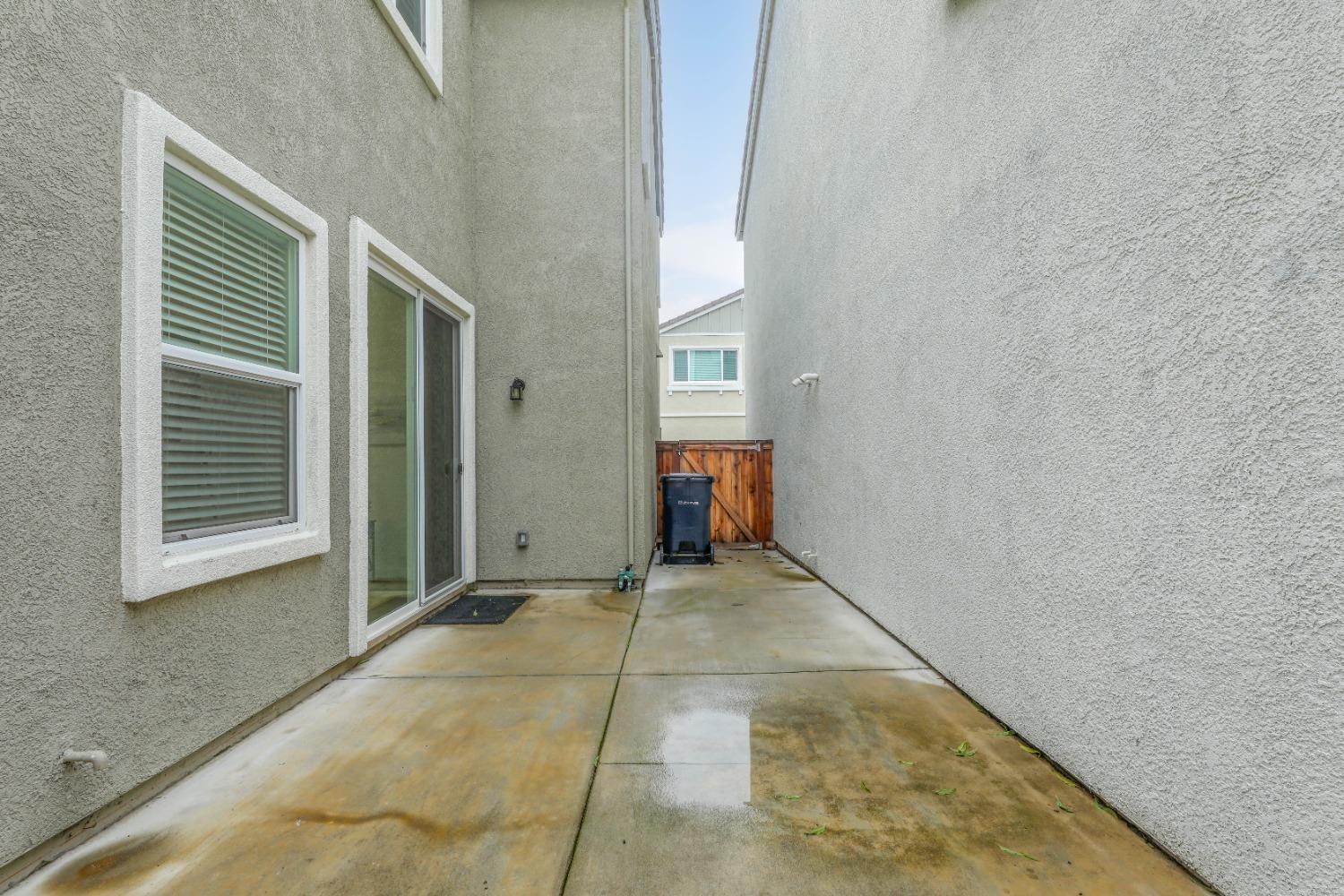 Detail Gallery Image 28 of 35 For 1631 Aleppo Ln, Sacramento,  CA 95834 - 4 Beds | 3 Baths