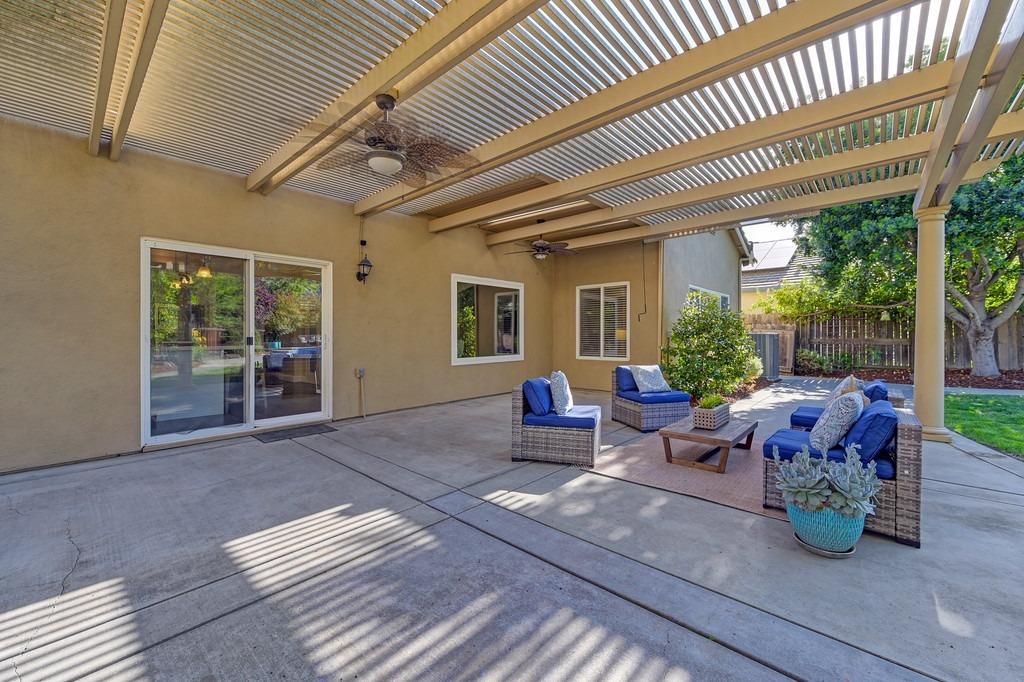Detail Gallery Image 46 of 63 For 2725 Henri Ct, Davis,  CA 95618 - 5 Beds | 2/1 Baths
