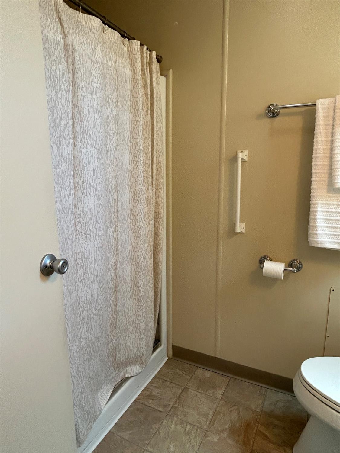 Detail Gallery Image 27 of 40 For 6616 Capital Dr 81, Sacramento,  CA 95828 - 2 Beds | 2 Baths