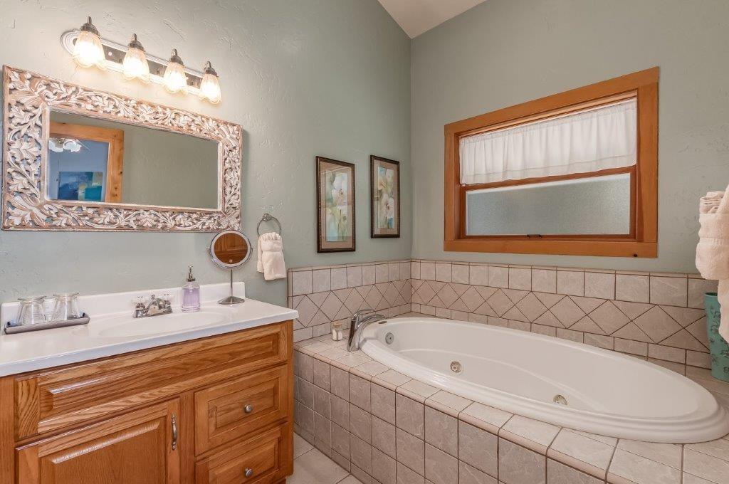 Oak Circle, Arnold, California image 22