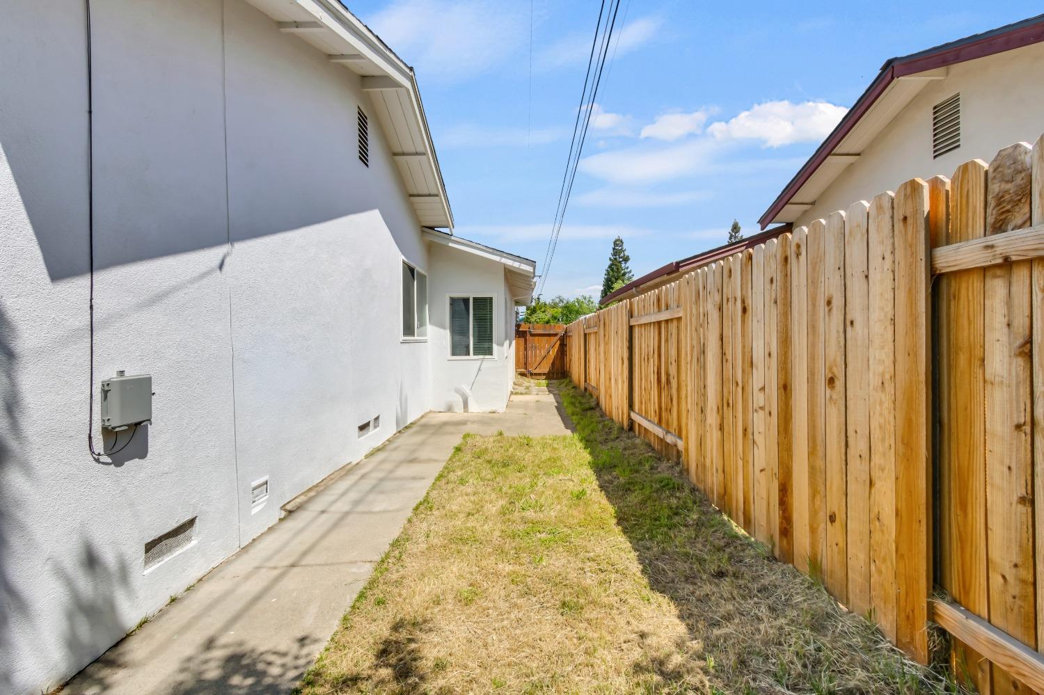 Detail Gallery Image 48 of 56 For 5418 Canfield Ave, Carmichael,  CA 95608 - 3 Beds | 2 Baths