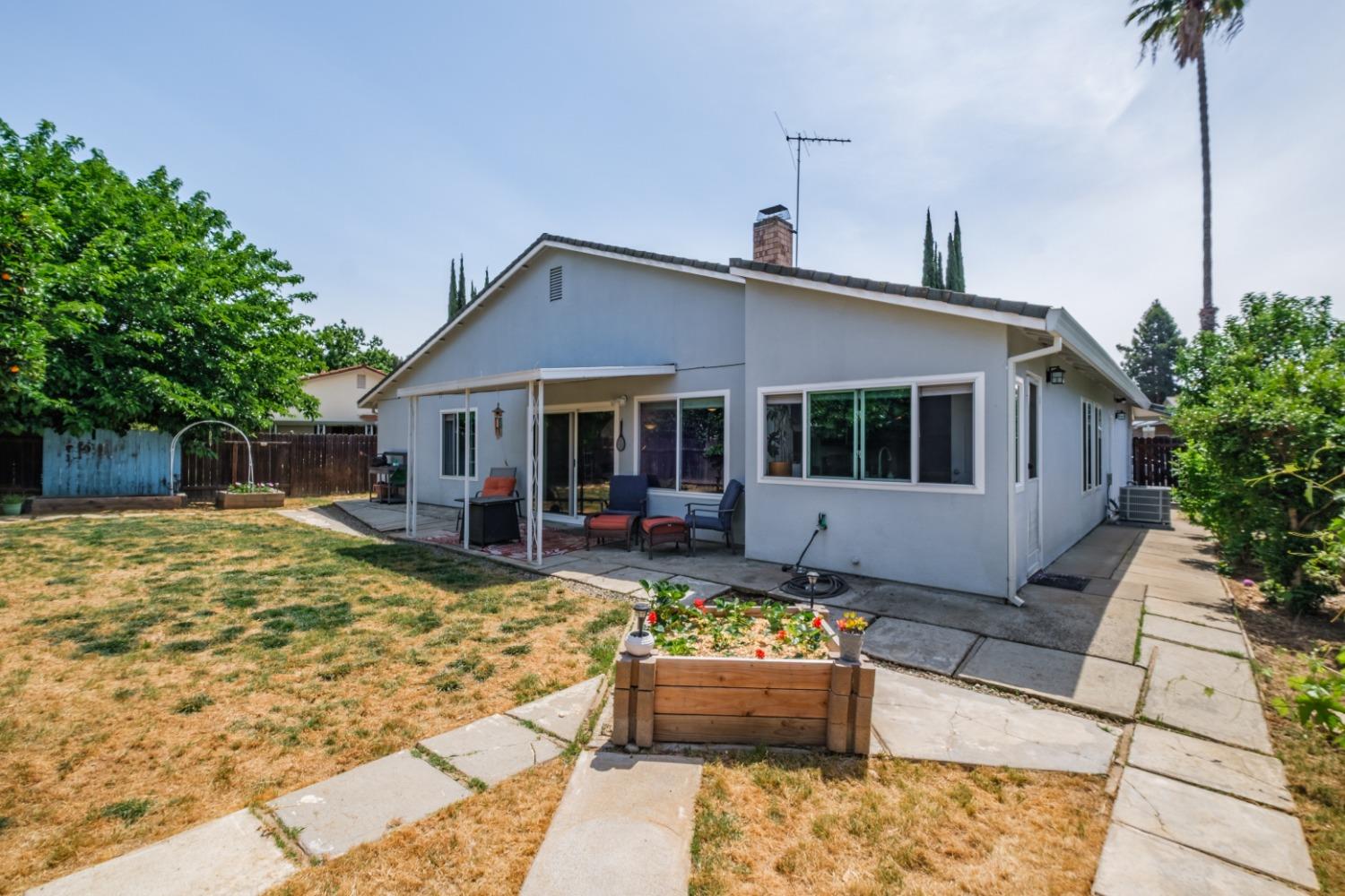 Detail Gallery Image 29 of 35 For 3121 Huntsman Dr, Sacramento,  CA 95826 - 3 Beds | 2 Baths