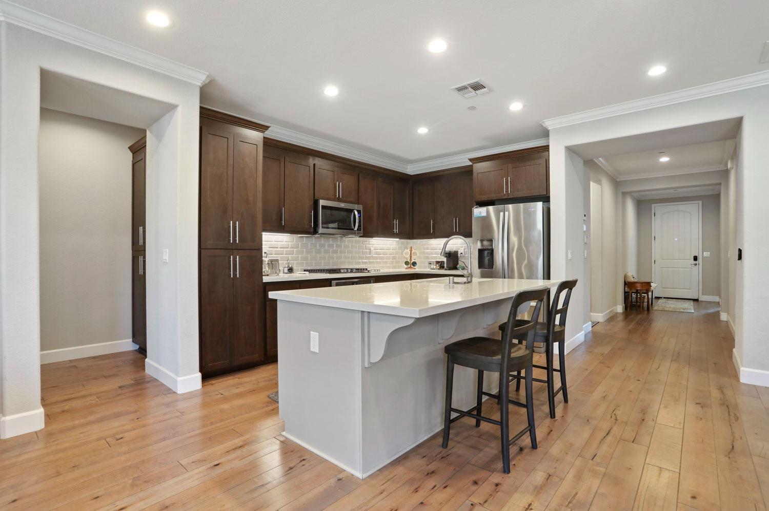 Detail Gallery Image 2 of 39 For 3109 Olympic Ave, Lodi,  CA 95240 - 3 Beds | 2 Baths
