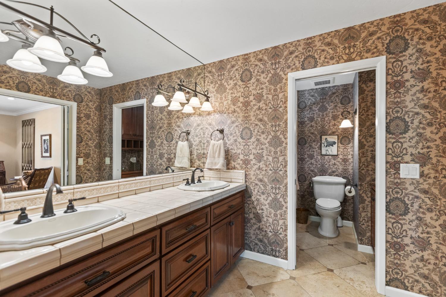 Detail Gallery Image 37 of 99 For 4010 Pretense Ct, Fair Oaks,  CA 95628 - 3 Beds | 3/1 Baths