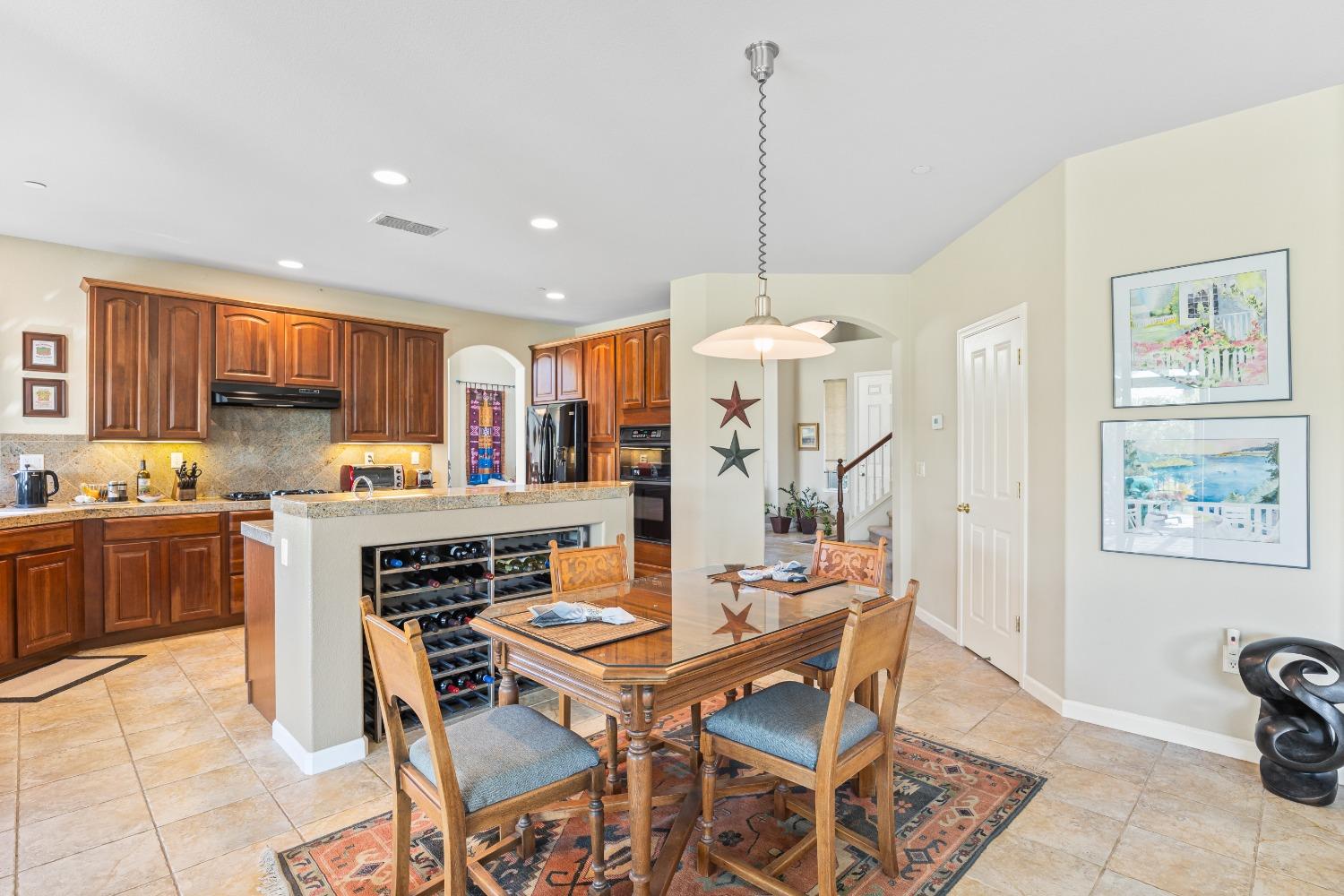 Detail Gallery Image 28 of 67 For 18190 Mallard St, Woodland,  CA 95695 - 5 Beds | 3 Baths