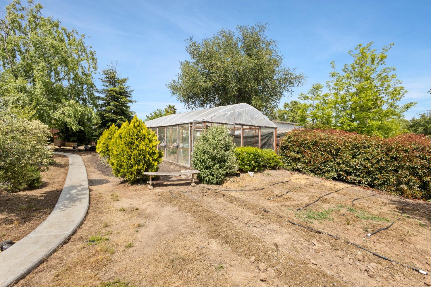 Detail Gallery Image 71 of 84 For 7964 Twin Oaks Ave, Citrus Heights,  CA 95610 - 3 Beds | 2/1 Baths