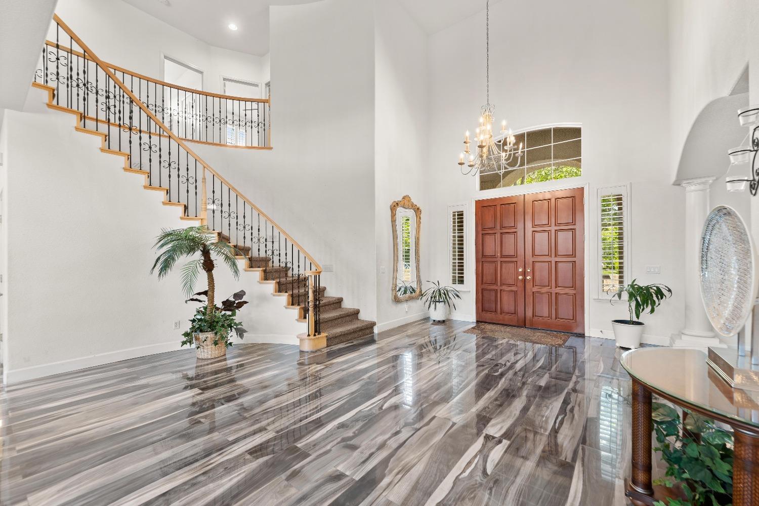 Detail Gallery Image 10 of 74 For 1442 Danbrook Dr, Sacramento,  CA 95835 - 4 Beds | 3 Baths
