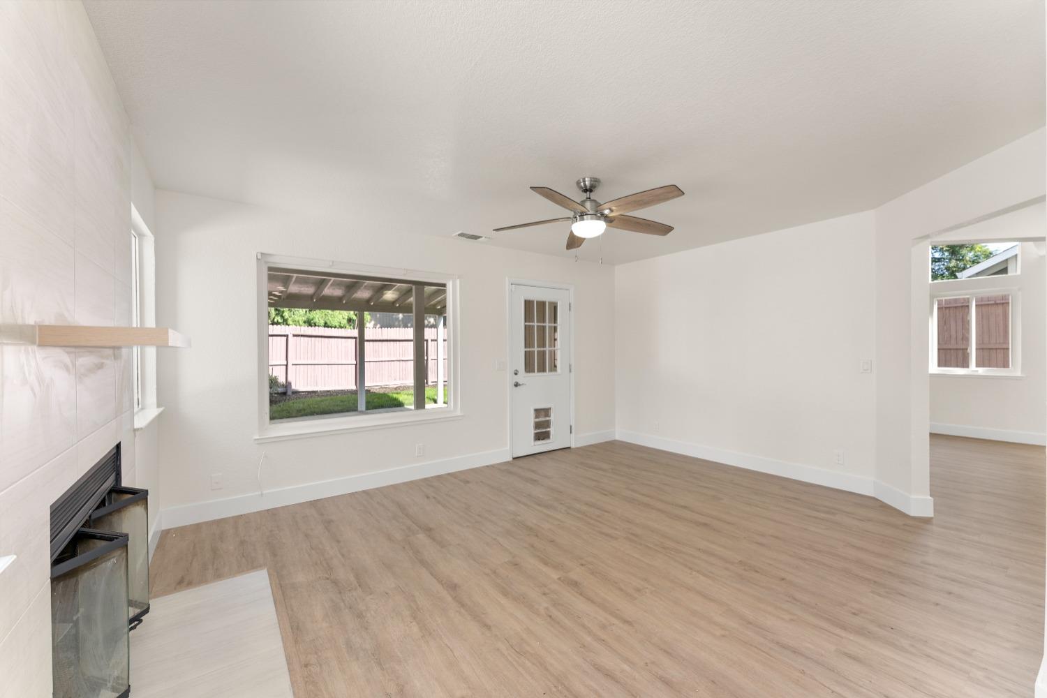 Detail Gallery Image 21 of 65 For 8340 Cypress Lake Ct, Antelope,  CA 95843 - 4 Beds | 2/1 Baths