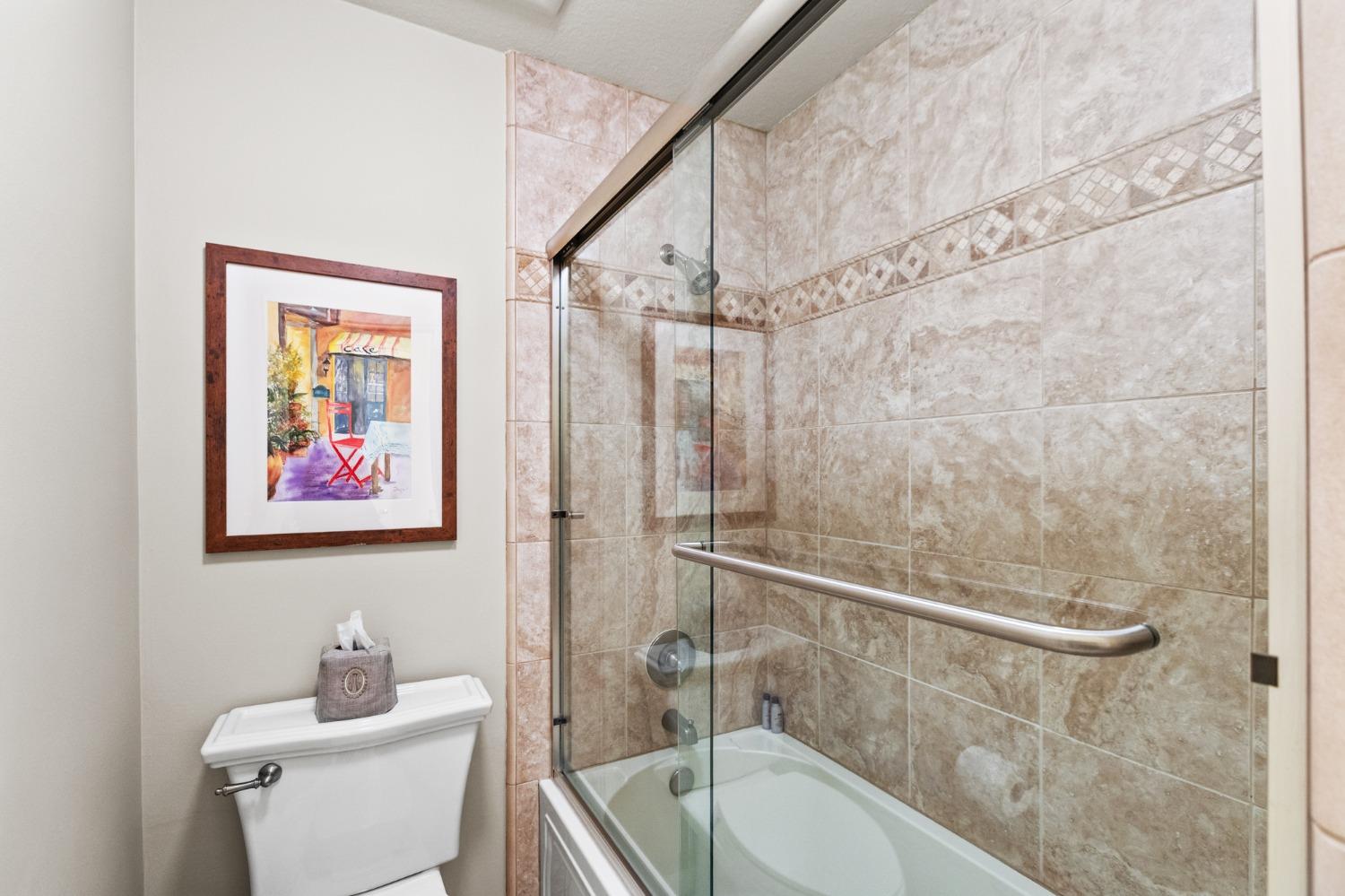 Detail Gallery Image 28 of 99 For 4010 Pretense Ct, Fair Oaks,  CA 95628 - 3 Beds | 3/1 Baths