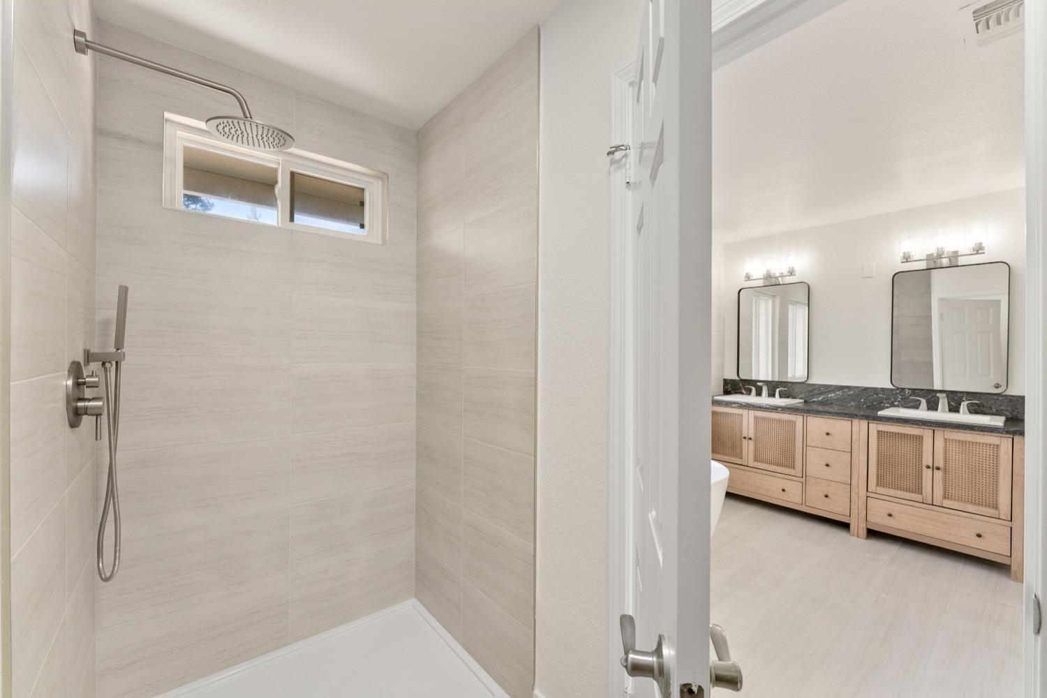 Detail Gallery Image 45 of 65 For 8340 Cypress Lake Ct, Antelope,  CA 95843 - 4 Beds | 2/1 Baths