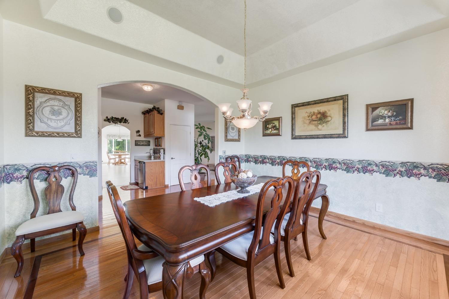 Detail Gallery Image 28 of 93 For 2888 County Road 89, Dunnigan,  CA 95937 - 3 Beds | 3 Baths