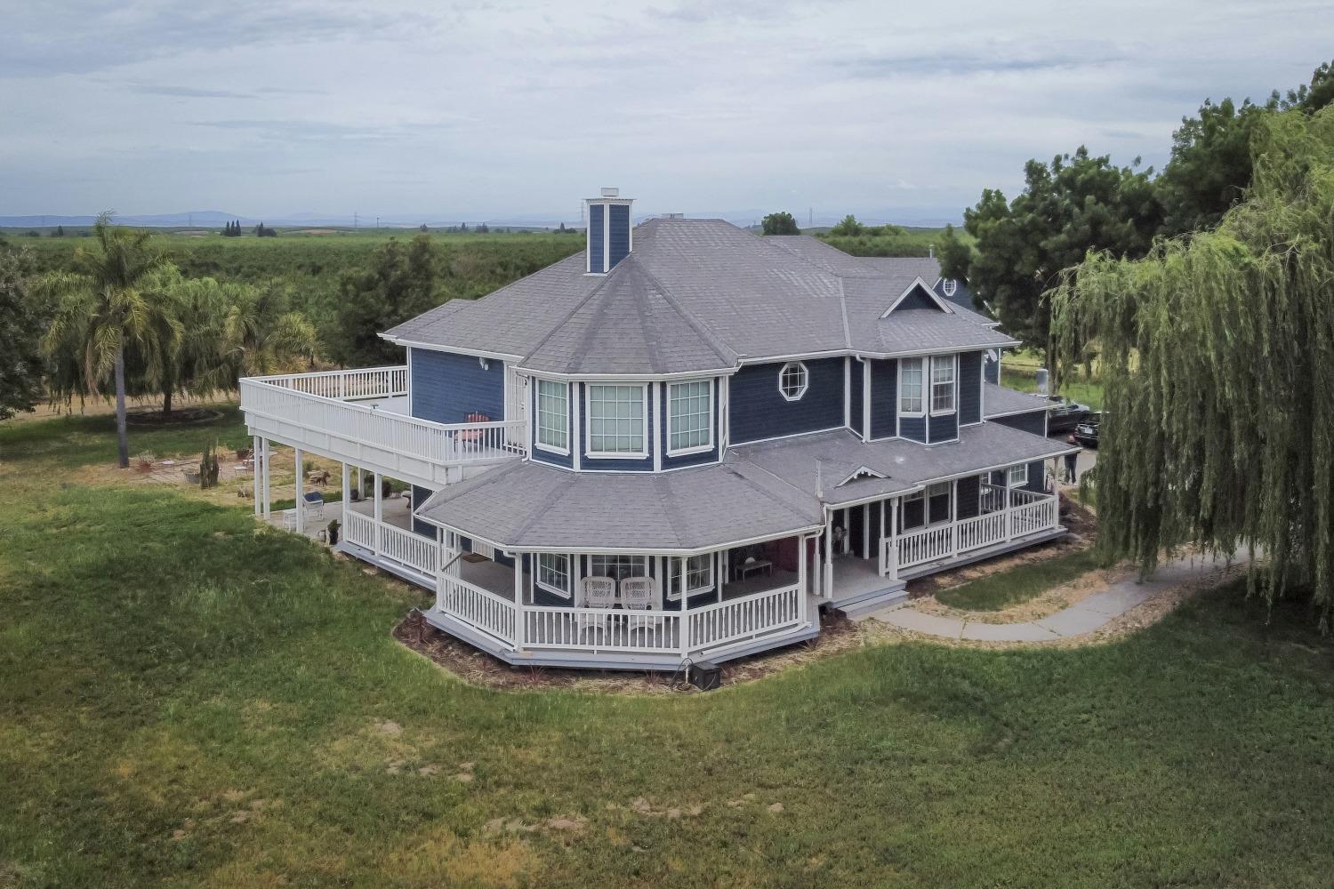 Detail Gallery Image 1 of 89 For 13247 Vineyard Road, Waterford,  CA 95386 - 5 Beds | 4 Baths