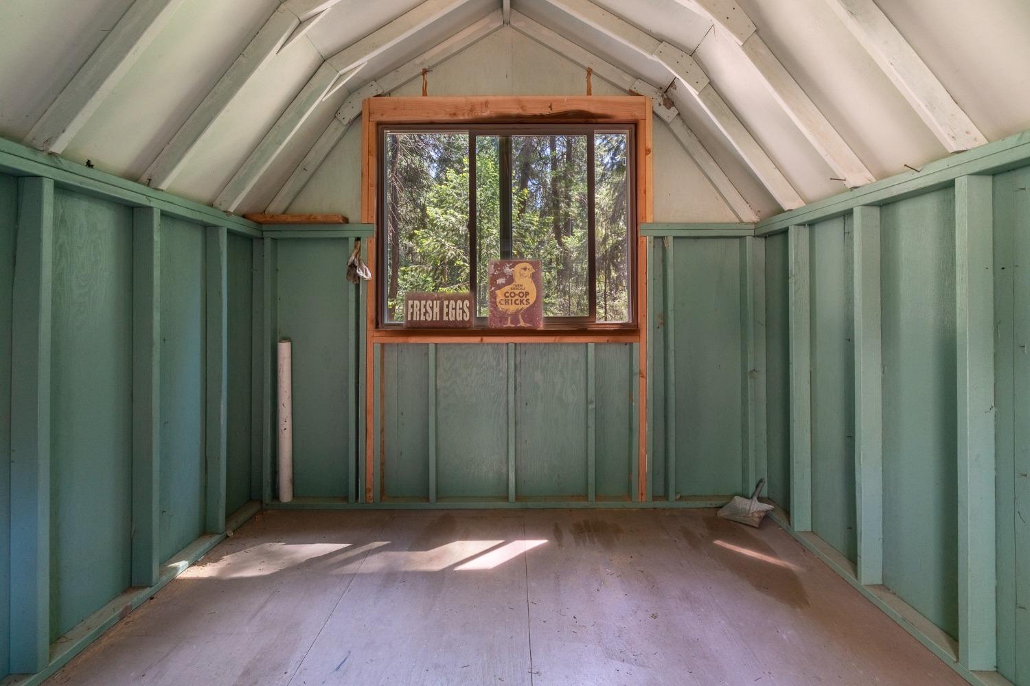 Detail Gallery Image 13 of 54 For 16199 Pioneer Creek Rd, Pioneer,  CA 95666 - 4 Beds | 2 Baths