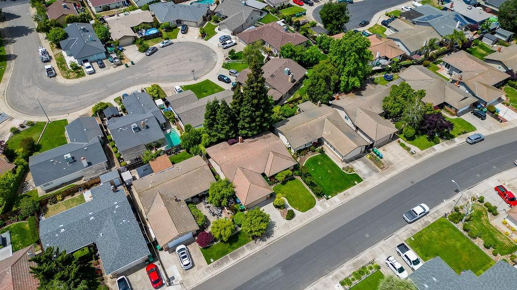 Tioga Drive, Lodi, California image 36