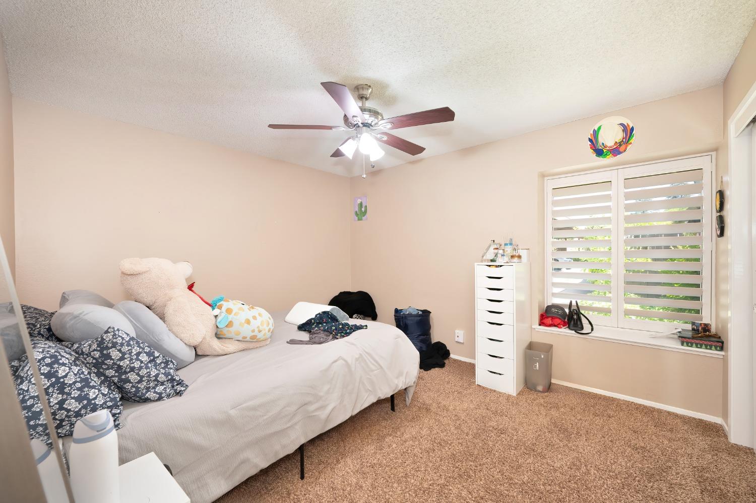 Detail Gallery Image 32 of 61 For 2473 American River Dr, Sacramento,  CA 95825 - – Beds | – Baths