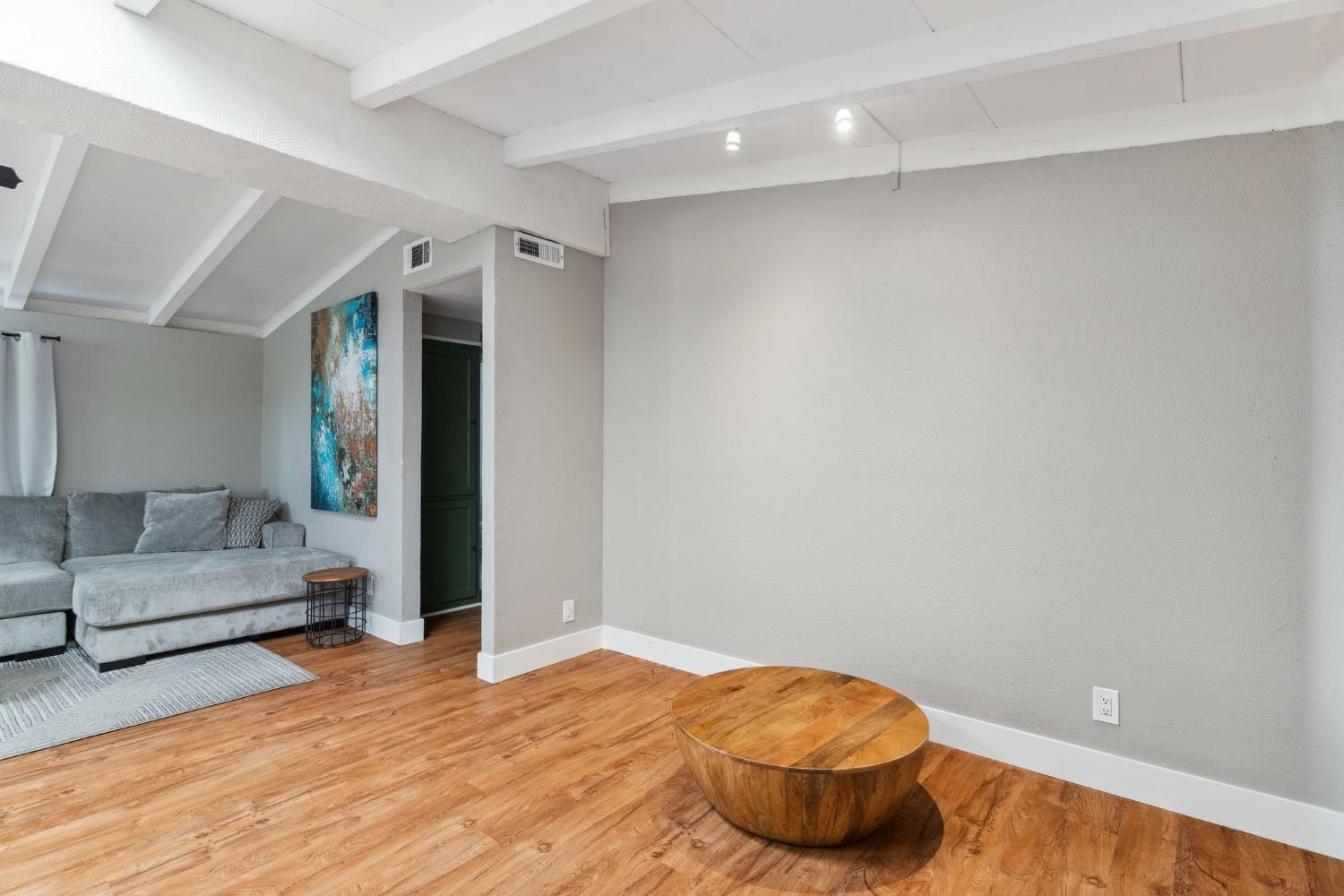 Detail Gallery Image 24 of 41 For 605 W Hampton Dr, Roseville,  CA 95678 - 4 Beds | 2 Baths