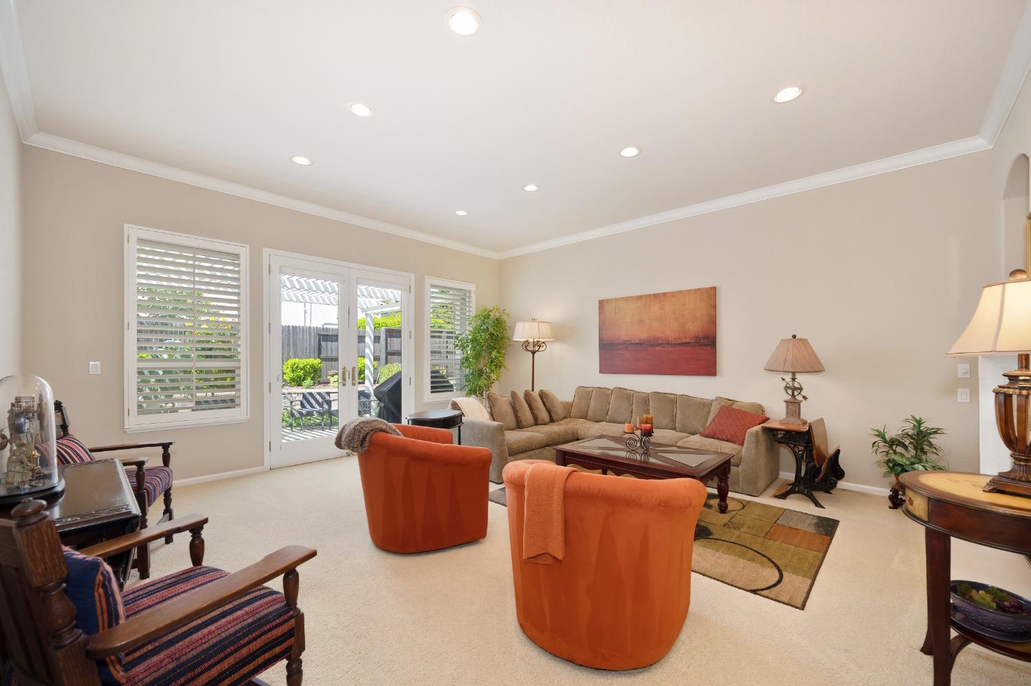 Detail Gallery Image 9 of 42 For 11017 Blue Wing Pl, Auburn,  CA 95603 - 4 Beds | 2/1 Baths
