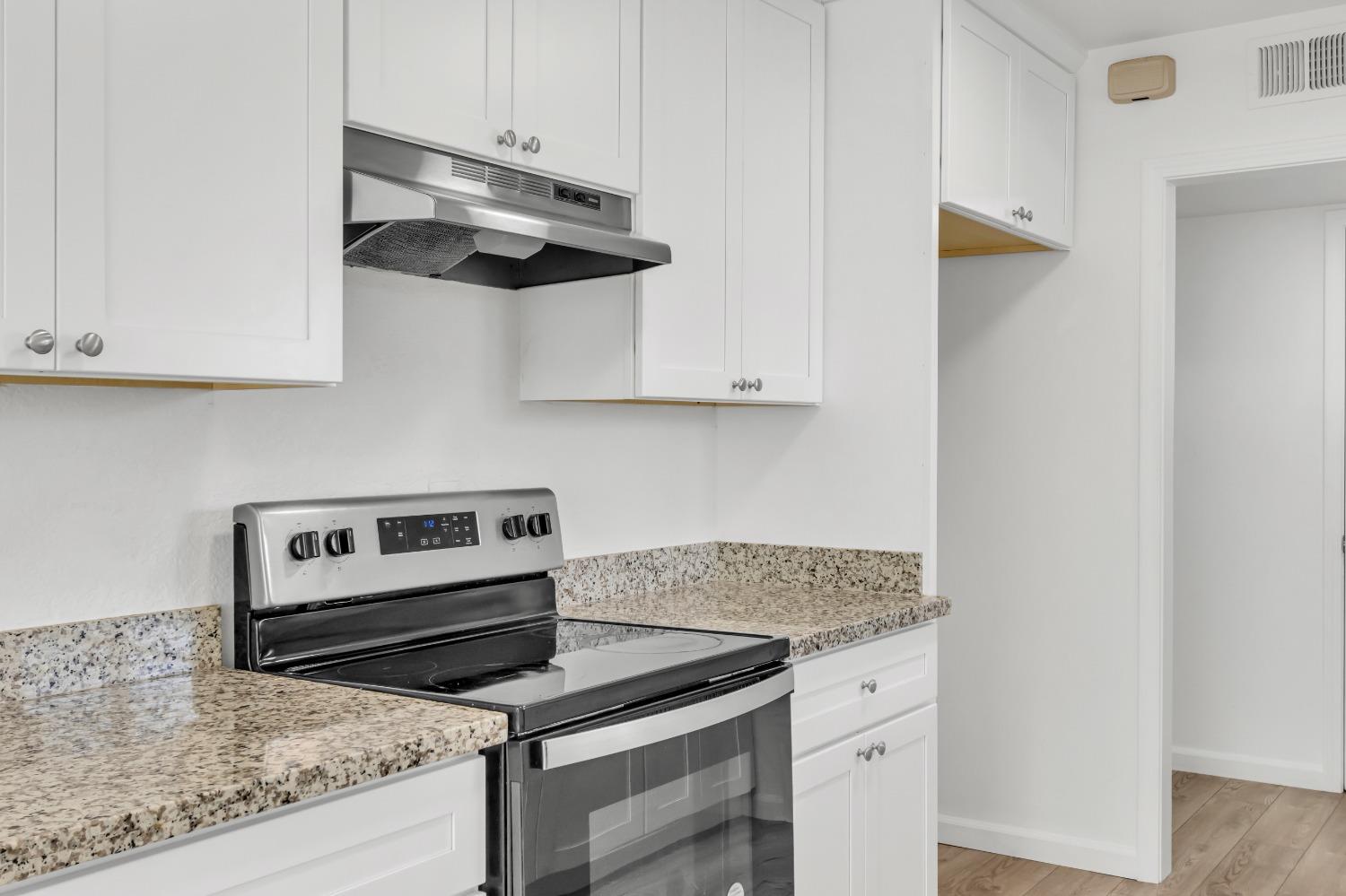 Detail Gallery Image 19 of 56 For 5418 Canfield Ave, Carmichael,  CA 95608 - 3 Beds | 2 Baths