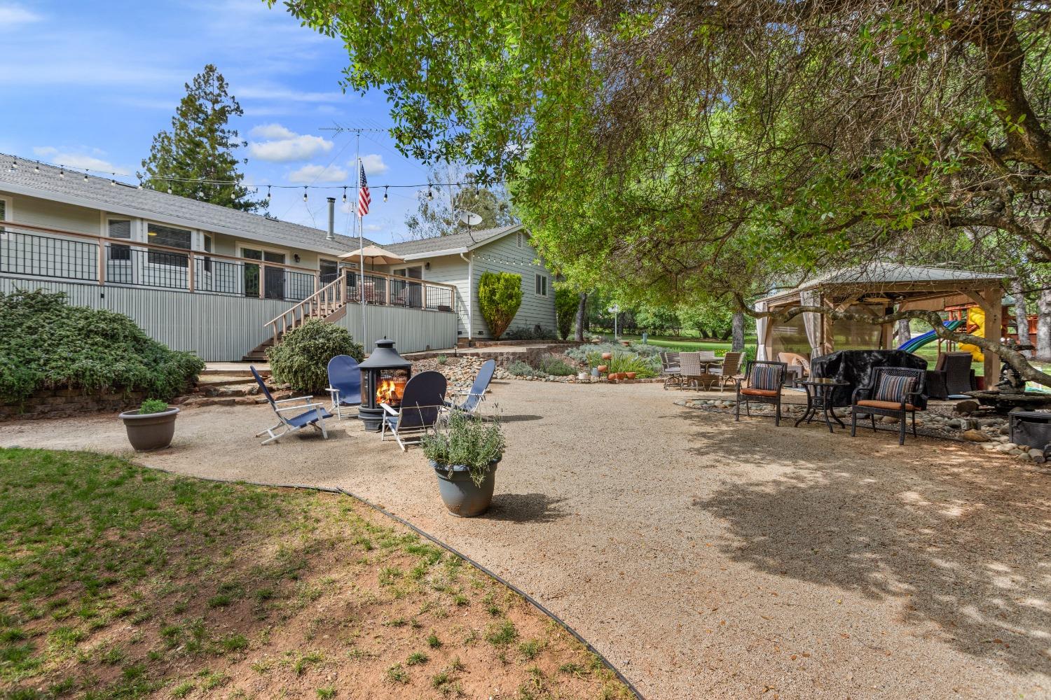 Starbuck Road, Rescue, California image 37