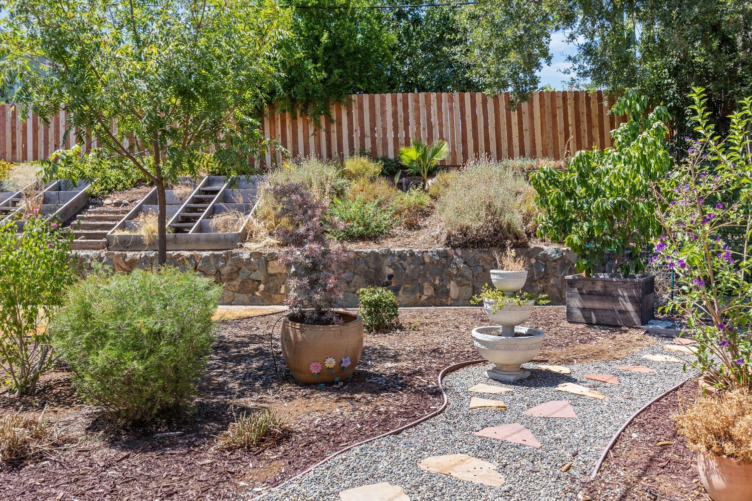 Detail Gallery Image 36 of 44 For 8175 Waikiki Dr, Fair Oaks,  CA 95628 - 4 Beds | 2 Baths