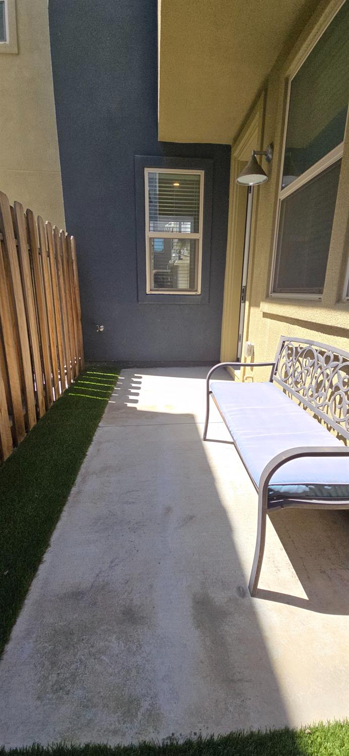Detail Gallery Image 46 of 51 For 445 Crate Ave, Sacramento,  CA 95818 - 3 Beds | 2/1 Baths