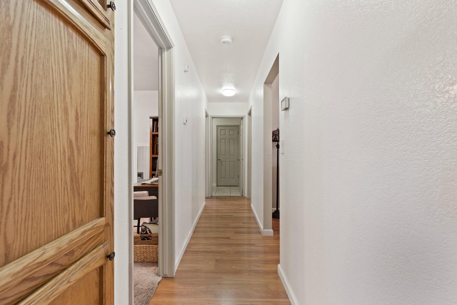 Detail Gallery Image 14 of 34 For 1616 Bergen Dr, Modesto,  CA 95350 - 3 Beds | 2 Baths
