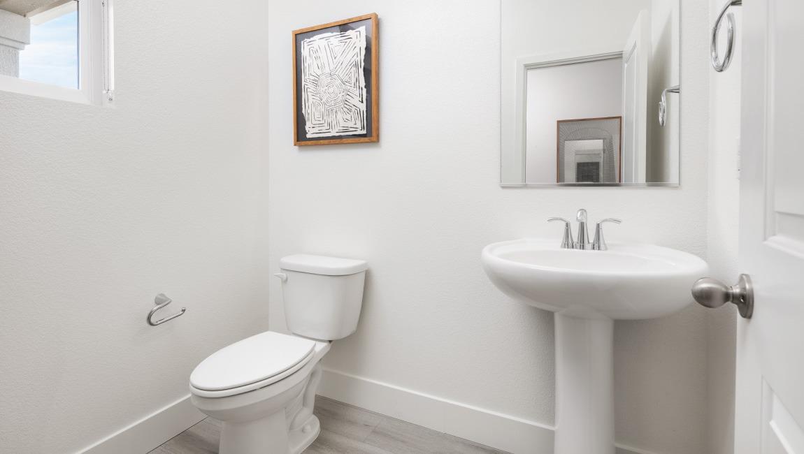 Detail Gallery Image 13 of 20 For 16417 Malibu Dr, Lathrop,  CA 95330 - 3 Beds | 2/1 Baths