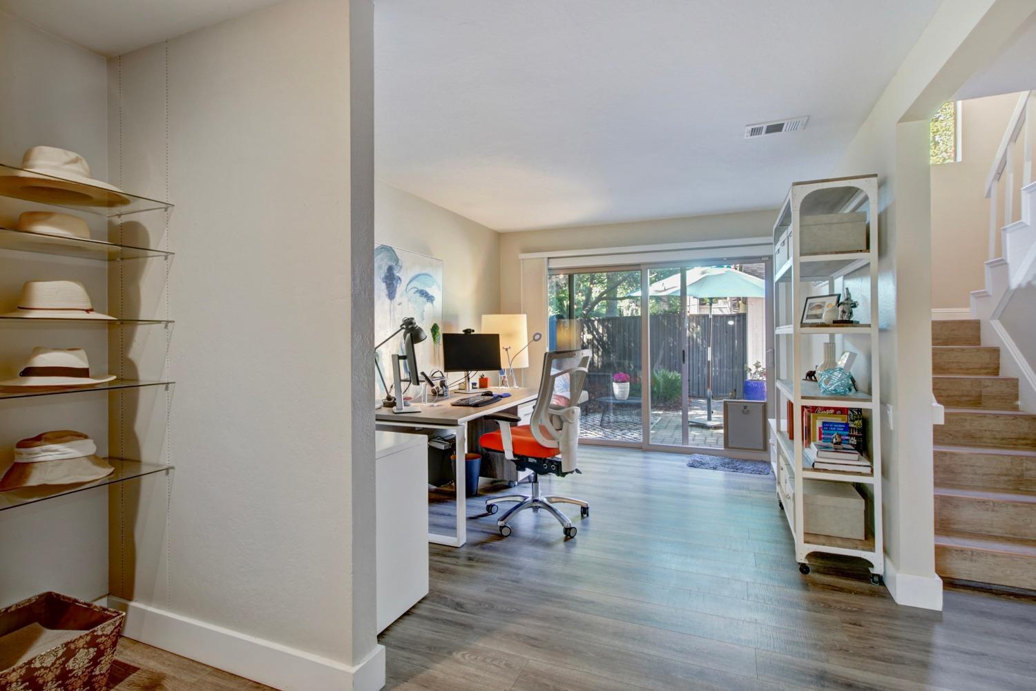 Detail Gallery Image 13 of 45 For 244 Hartnell Pl, Sacramento,  CA 95825 - 2 Beds | 2/1 Baths