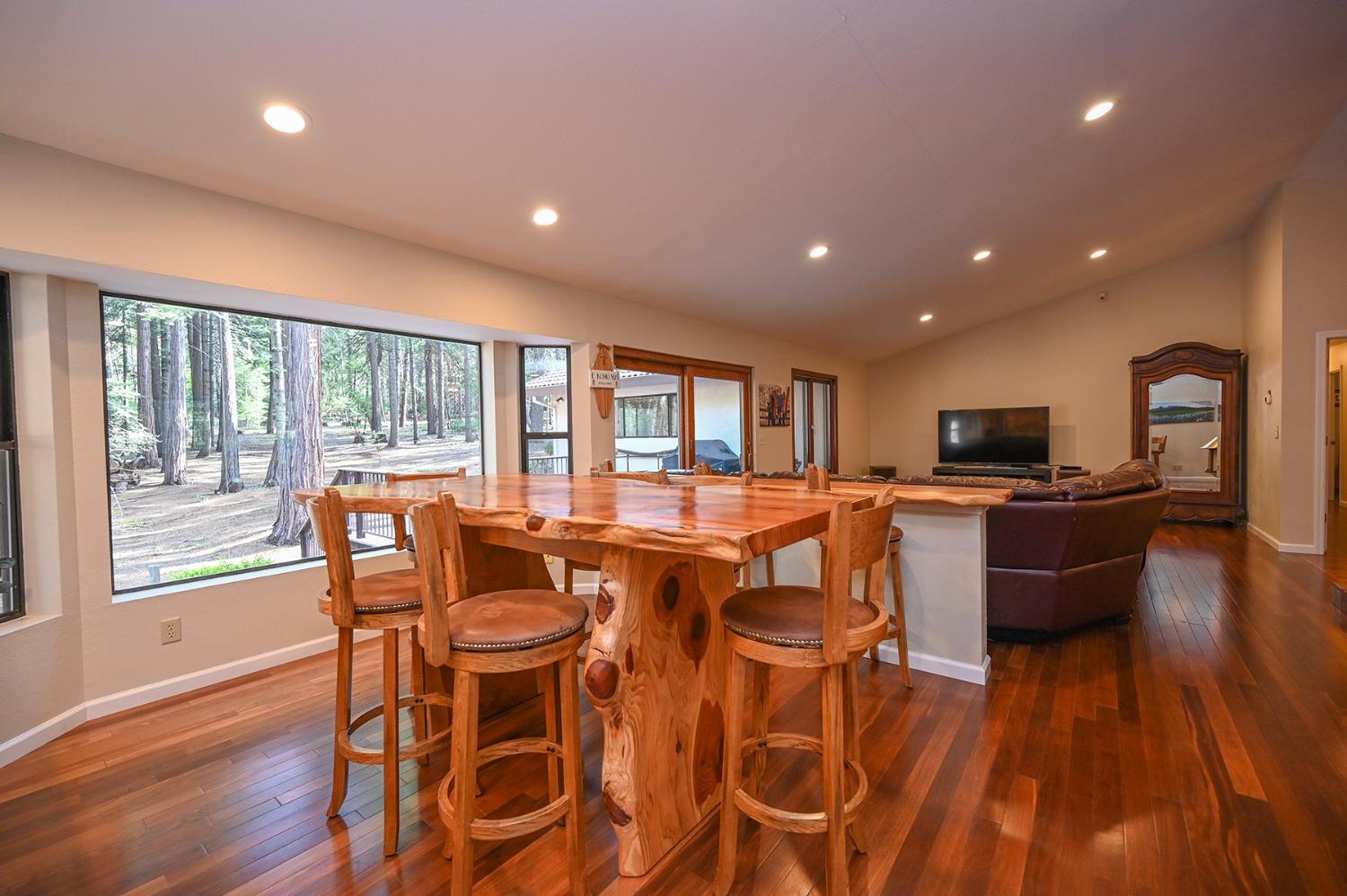 Bela Vista Drive, Pollock Pines, California image 11
