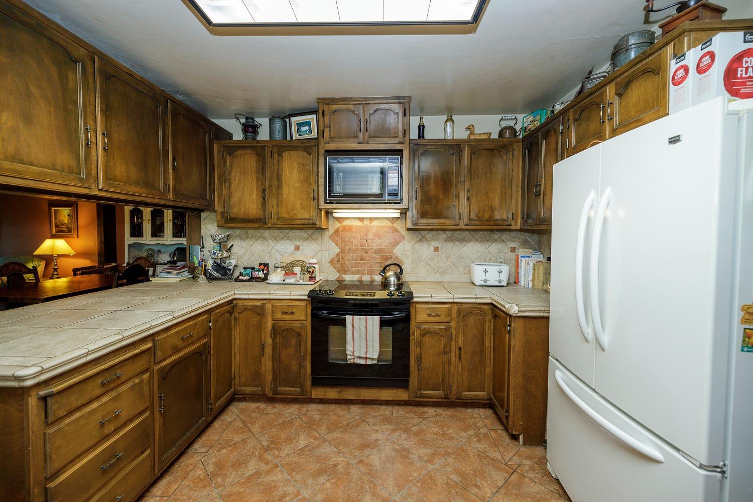 Detail Gallery Image 33 of 55 For 10600 Pioneer Ave, Oakdale,  CA 95361 - 5 Beds | 2 Baths